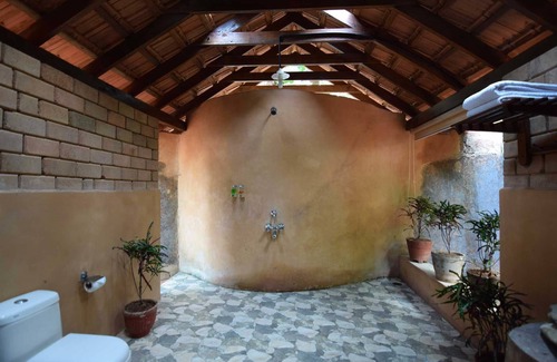 Paduvari Hotel | Sai Vishram Beach Resort Byndoor