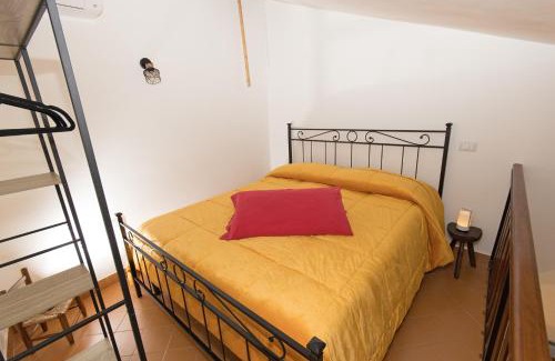 Attigliano Apartment | SAILA Monolocale SATURNO