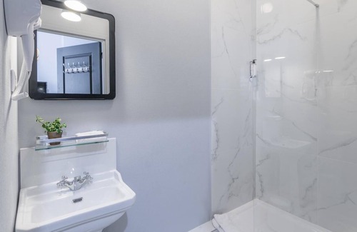 Madeleine Apartment | Saint-Lazare - Opéra : lovely flat for 2