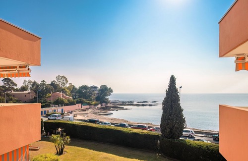 Boulouris-sur-Mer Apartment | Saint Raphael plage Peguiere