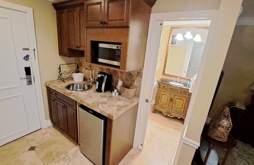 Saint Simons Island Hotel | Saint Simons Inn by the Lighthouse