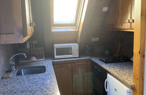 Salardu Ski Chalet | Salardu chalet sleeps 10 with garage