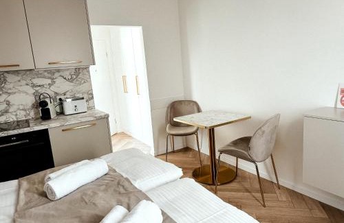 Bayreuth Apartment | Sali Homes - Wahnfried No 6