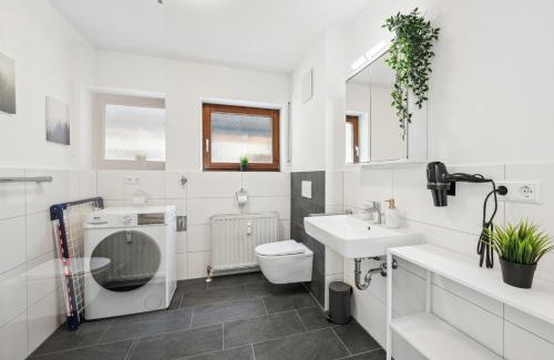 Obersulm Apartment | Sali Homes Weingenuss Eichbrunnen - Zentral