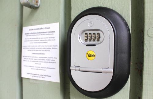 Kaustinen Apartment | Salonkylän koulu