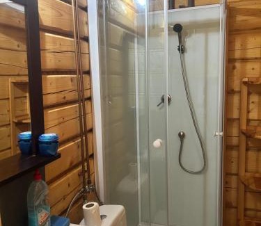 Ochotnica Dolna Ski Chalet | Samotnia w Górach Odludzie Domek