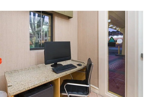 Rancho Penasquitos House | SAN DIEGO!!Aaah! No worries,Time to Relax & let Go