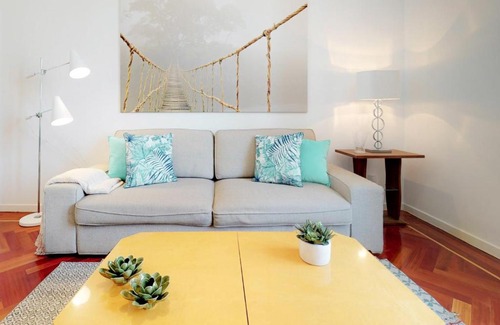 Cortes Apartment | San Jeronimo I