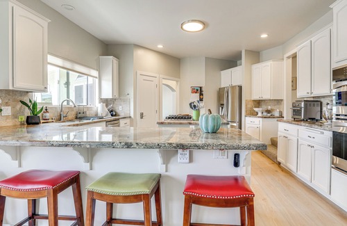 Lake San Marcos House | San Marcos Getaway w/Deck & Lake Views!