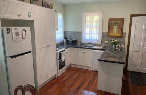 Walhalla House | Sancreed Cottage