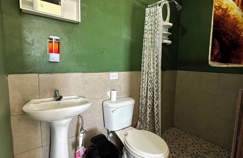 Playa Las Hojas Hotel | Sand paradise in Playa Las Hojas, 3 queen bed hotel suite