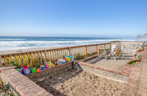 Roads End House | SandeCastle