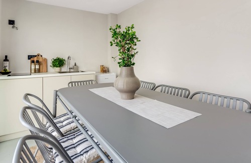 Piraeus Apartment | Sanders Port - Trendy Studio Near Piraeus Port