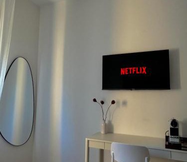 San Lazzaro di Savena Bed & Breakfast | SanLa Home