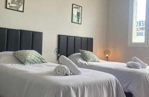 Centro Historico Apartment | Santa Casa Ap moderno e espaçoso em frente à Santa Casa com garagem