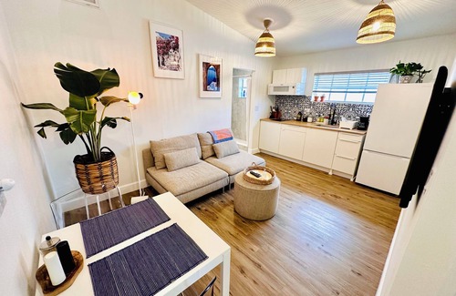 Zephyrhills Apartment | Santorini Cabana in Zephyrhills