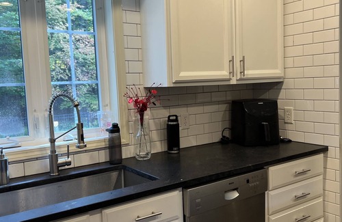 Gansevoort House | Saratoga Colonial/Racetrack/SPAC/Lake George