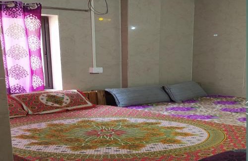 Hireguthi House | Sarvesh Arundekar Home Stay In Beach Side AC Room