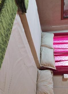 Hireguthi House | Sarvesh Arundekar Home Stay In Beach Side AC Room