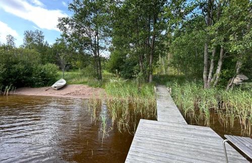 Espoo Ski Chalet | Sauna cabin in the heart of Nuuksio National Park - Mökki Nuuksiossa
