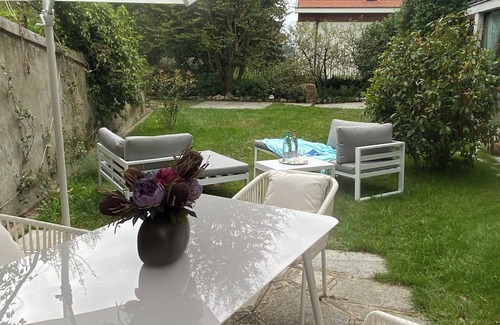 Pecetto Torinese Apartment | Scacco Matto, apartment with swimming pool, Torino