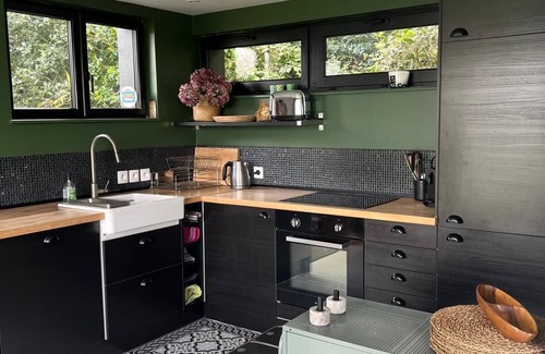 Saint-Pierre-de-Cormeilles House | Scandinavian-style house in the middle of greenery