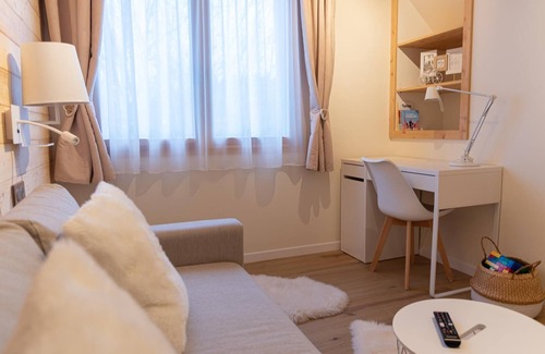 Les Fourgs Apartment | SCANDINAVE .