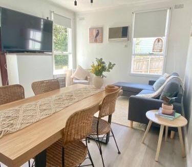 Morwell House | Scenic 3BR Stay | Mountain Views & Peaceful Vibes