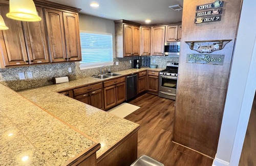 Oscar House | Scenic False River, Walk to local bar/grill, 35 minutes from LSU