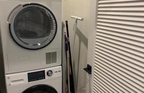 Mott Haven Apartment | Scenic gem in the Bronx