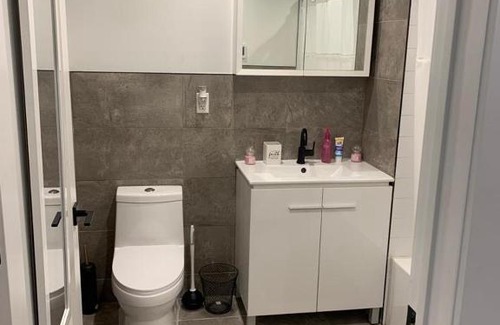 Mott Haven Apartment | Scenic gem in the Bronx