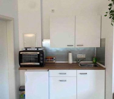 Rheinhausen Apartment | Schönes Bungalow, Check-In Kontaktlos, Zentral