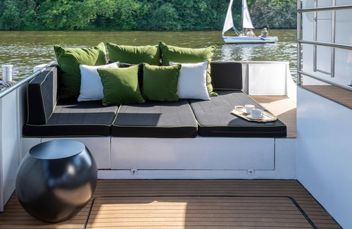 Rummelsburg Boat Rental | Schiff Grace