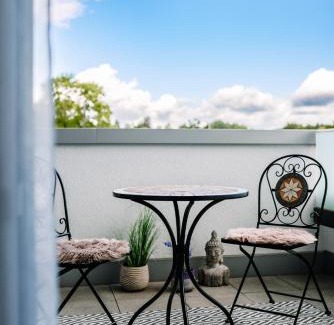 Villingen-Schwenningen Apartment | Schwarzwald Apartment mit Balkon-Garage-Aufzug