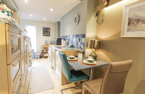 Annan Cottage | SCOTIA AT THE POW, pet friendly, country holiday cottage in Annan