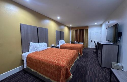 Barker Hotel | Scottish Inn and Suites