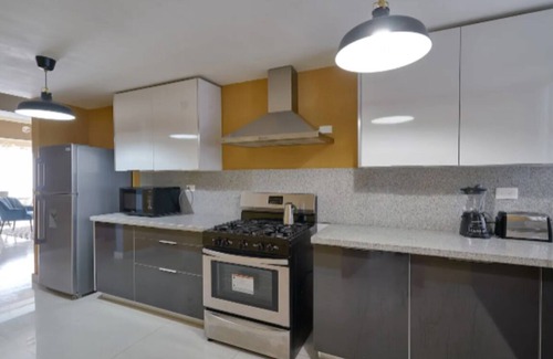 La Arboleda Apartment | SD 6BR Luxury Sunshine 2 Apt B + Free Bonus