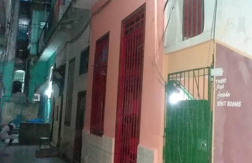 Centro Havana Hotel | Señores Amada y Pupi