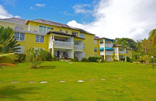 Epworth Villa | Sea 7 Jamaica - Ocean View Sanctuary