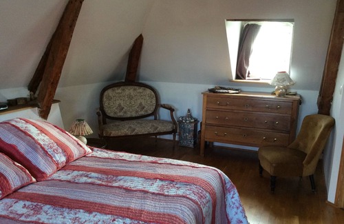 Angerville-la-Martel Bed & Breakfast | Sea and countryside, at Michel and Nicole's place