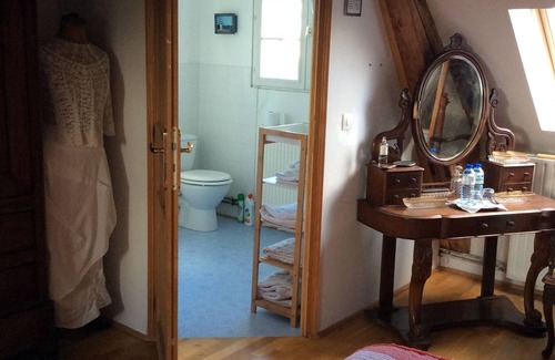 Angerville-la-Martel Bed & Breakfast | Sea and countryside, at Michel and Nicole's place