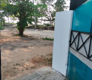 Mararikulam Hotel | Sea Breeze Marari Beach Front Villas