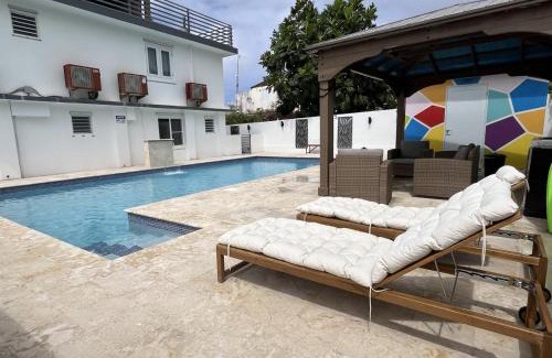 Terranova House | Sea Breeze Tunnel Hideaway 3