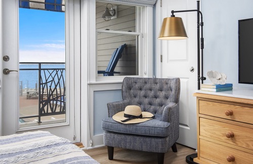 Silver Beach Hotel | Sea Crest Beach Resort