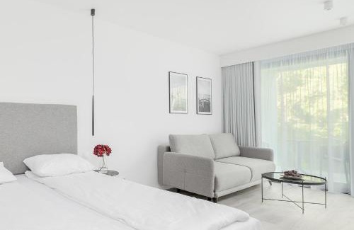 Uniescie Apartment | Sea&Lake Luxurious Apartments with Parking by Noclegi Renters