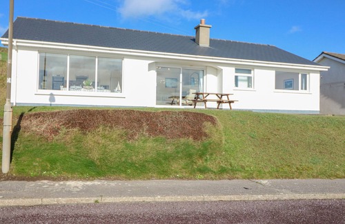 Clonakilty Cottage | Sea's The Dream