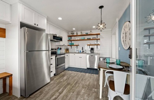 Moclips Apartment | Sea Star Studio - Ocean View - Steps to the Beach, Dog Friendly