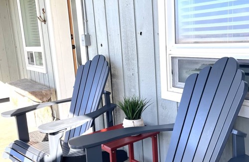 Moclips Apartment | Sea Star Studio - Ocean View - Steps to the Beach, Dog Friendly