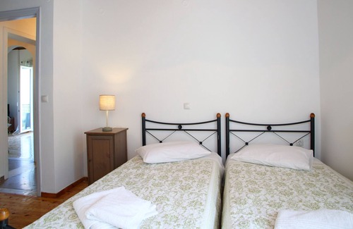 Frinion Condo | SEA VIEW APARTMENT IN LEFKADA TOWN