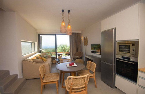 Pylos-Nestoras Villa | Sea View Villa with Private Jacuzzi in Foinikounta - Villa Terra - Dimeli Villas